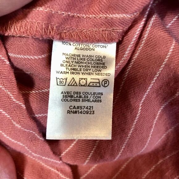 Loft Women’s Button Down Long Sleeve Blouse Pink White Size Small - Picture 9 of 10